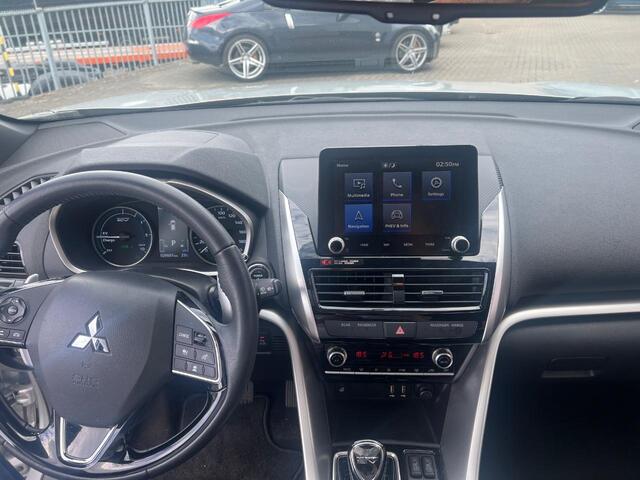 Mitsubishi ECLIPSE Cross 2.4 PHEV Instyle | Panoramadak | Navigatie | Apple CarPlay/Android Auto | Stoelverwarming | Adaptive Cruise control | Parkeersensoren | Lederen bekleding