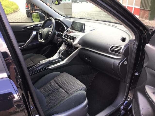 Mitsubishi ECLIPSE 1.5 DI-T PURE