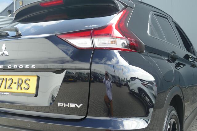 Mitsubishi ECLIPSE Cross 2.4 PHEV Intense+ RIJKLAARPRIJS!!!