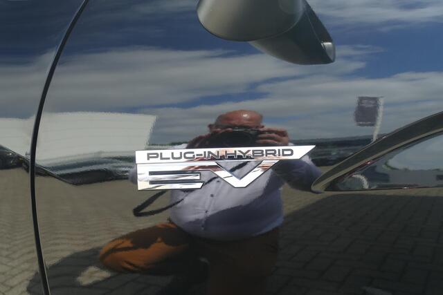 Mitsubishi ECLIPSE Cross 2.4 PHEV Intense+ RIJKLAARPRIJS!!!