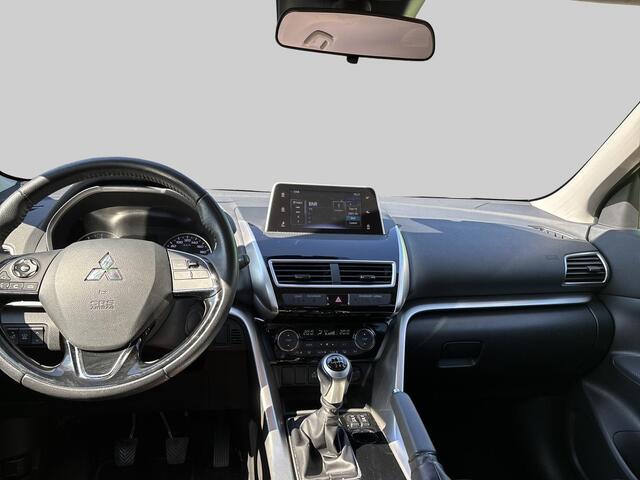 Mitsubishi ECLIPSE Cross 1.5 DI-T First Edition | Trekhaak | Stoelverwarming 1600kg trekgewicht ! heads-up display | stoelverwarming