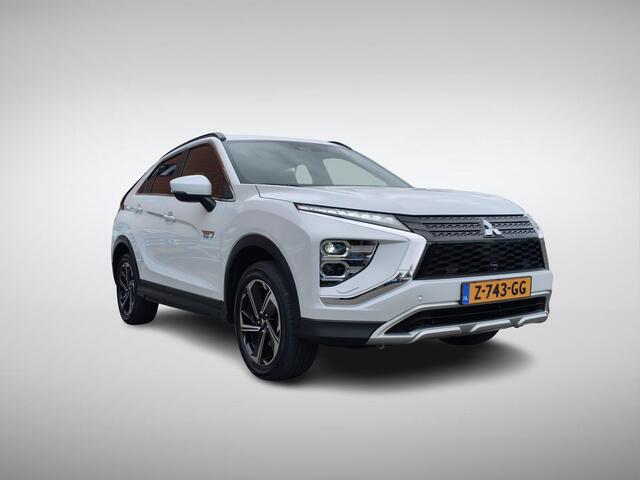 Mitsubishi ECLIPSE Cross 2.4 PHEV Intense+ | Navigatie | Camera | Stoelverwarming | Apple Carplay/Android Auto | Keyless Entry | LED Koplampen | Rijklaarprijs!
