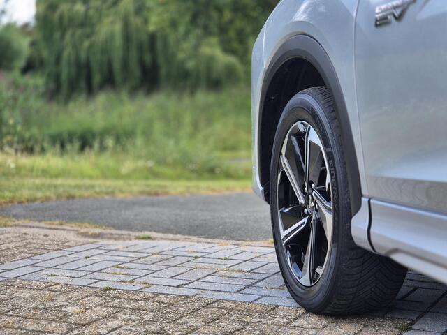 Mitsubishi ECLIPSE Cross 2.4 PHEV Executive