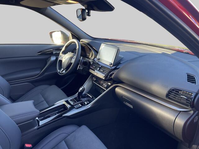 Mitsubishi ECLIPSE Cross 2.4 PHEV Black Edition Van ¤ 47.630,- voor ¤ 38.930,-