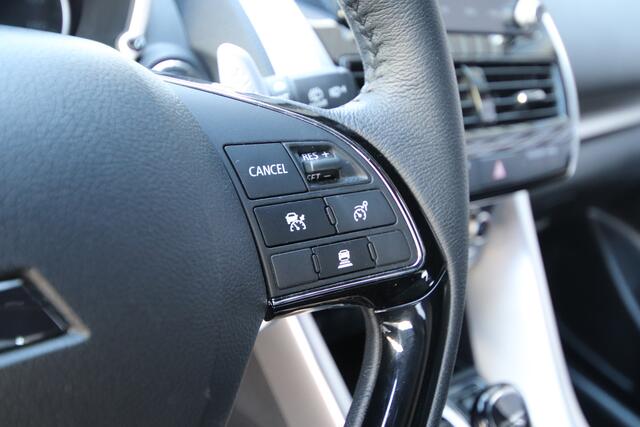 Mitsubishi ECLIPSE Cross 2.4 PHEV Business Executive NL-Auto, Adaptive Cr, LED