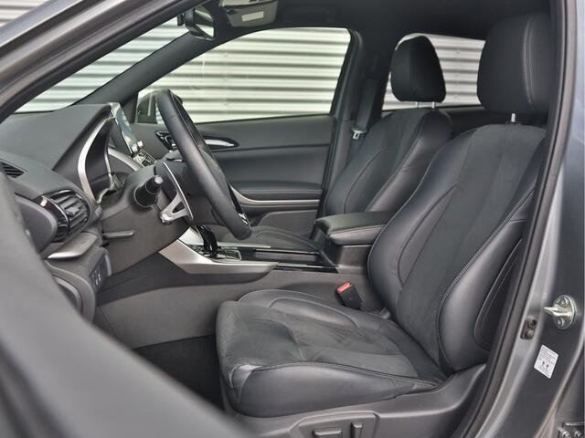 Mitsubishi ECLIPSE Cross 2.4 PHEV Intense+ Trekhaak | 18 inch lichtmetaalvelg | Dealerauto