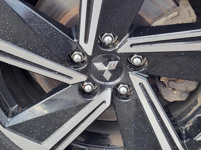 Mitsubishi ECLIPSE Cross 2.4 PHEV Business Intense+ Automaat / 8 jaar garantie vanaf nieuw / Trekhaak 1500kg Trekgewicht