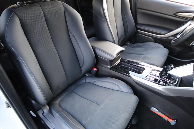 Mitsubishi ECLIPSE Cross 2.4 PHEV Business Executive NL-Auto, Adaptive Cruise, 360 camera