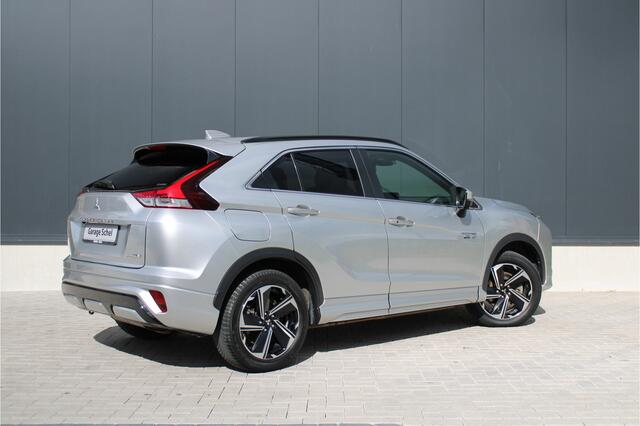 Mitsubishi ECLIPSE Cross 2.4 PHEV Intense+ - Navi - ACC - Carplay - Camera - LED - Stoel-stuurverwarming - Rijklaar