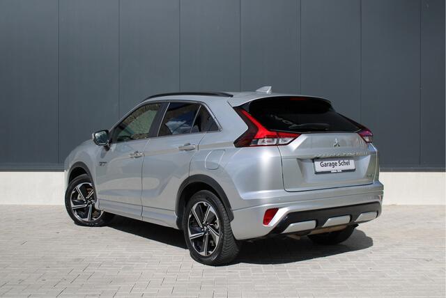 Mitsubishi ECLIPSE Cross 2.4 PHEV Intense+ - Navi - ACC - Carplay - Camera - LED - Stoel-stuurverwarming - Rijklaar