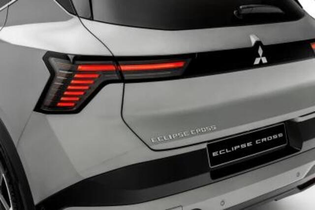 Mitsubishi ECLIPSE Cross EV 87 kWh Instyle / Nieuw Model! / 100% Elektrisch / 621 KM WLTP / 1.100 KG Trekgewicht / Afbeeldingen Kunnen Afwijken Van De Werkelijke Uitvoering /