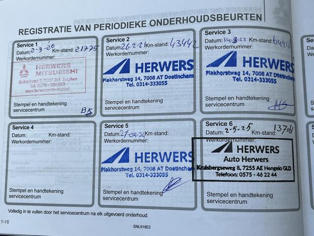 Mitsubishi ECLIPSE Cross 1.5 DI-T Intense S / Trekhaak (Trekgewicht 1.600kg) / HUD / Achteruitrijcamera / Navigatie via Apple Carplay & Android Auto / Verwarmde Voorstoelen / Cruise- en Climate Control / Keyless Entry & Start /