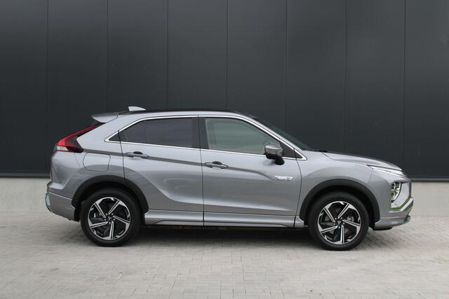 Mitsubishi ECLIPSE Cross 2.4 PHEV Intense+ - Navi - ACC - Carplay - Camera - LED - Stoel-stuurverwarming - Rijklaar