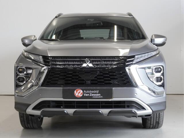 Mitsubishi ECLIPSE Cross 2.4 PHEV Intense+ | Apple Carplay / Android Auto | Achteruitrijcamera | Fabrieksgarantie |
