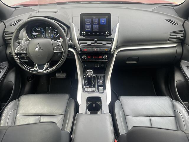 Mitsubishi ECLIPSE Cross 2.4 PHEV Instyle / 8 jaar FabrieksGarantie / Schuifdak / Lederen Bekleding / Adaptieve Cruise Control / 1500kg Trekgewicht / HUD / Rondomzicht Camera