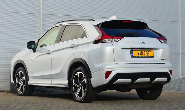Mitsubishi ECLIPSE Cross PHEV 2.4 EXECUTIVE 4WD | PLUG IN HYBRID | ADAPTIEF CRUISE | ALL SEASON BANDEN | FABRIEKSGARANTIE TOT 08-2031* | ALL IN RIJKLAARPRIJS