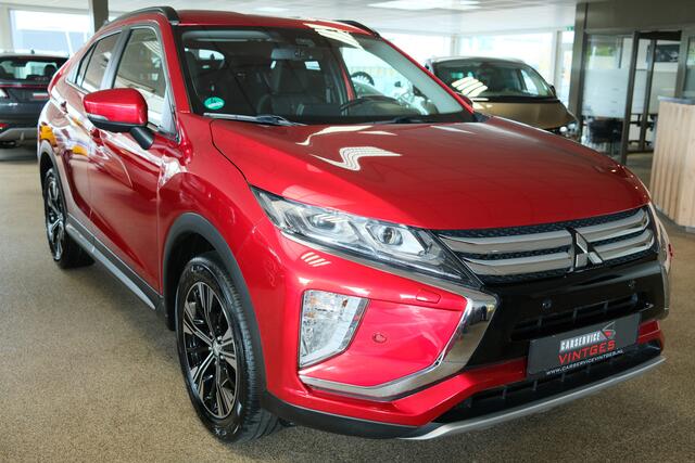 Mitsubishi ECLIPSE Cross 1.5 DI-T Intense S Verwarmde voorruit/ Head up/ 18 inch