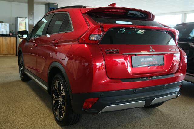 Mitsubishi ECLIPSE Cross 1.5 DI-T Intense S Verwarmde voorruit/ Head up/ 18 inch