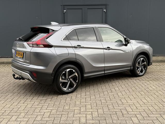 Mitsubishi ECLIPSE Cross 2.4 PHEV Intense+ / Automaat / Trekhaak (1500KG) / Navigatie / Camera / Cruise Control / Bluetooth / Stoelverwarming