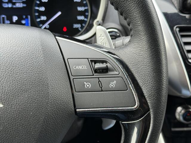 Mitsubishi ECLIPSE Cross 2.4 PHEV Intense+ / Automaat / Trekhaak (1500KG) / Navigatie / Camera / Cruise Control / Bluetooth / Stoelverwarming