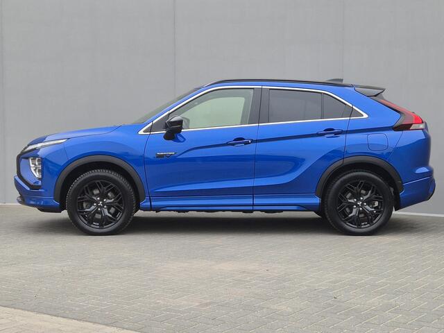 Mitsubishi ECLIPSE Cross 2.4 PHEV Plug-in Black Edition Automaat / Afneembare trekhaak / 1500kg Trekgewicht / Allseason banden / tot 8 jaar Garantie / Rondomzicht camera / Stuur-, Stoel en Achterbankverwarming / Adaptief CC /