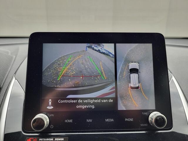 Mitsubishi ECLIPSE Cross 2.4 PHEV Business Executive / 5 jaar Fabrieksgarantie* / 1500 kg Trekgewicht / Navigatie / 360° camera / Achterbank-, stuur- en voorstoelverwarming / Adaptieve Cruise Control /Android Auto / Apple Carplay /