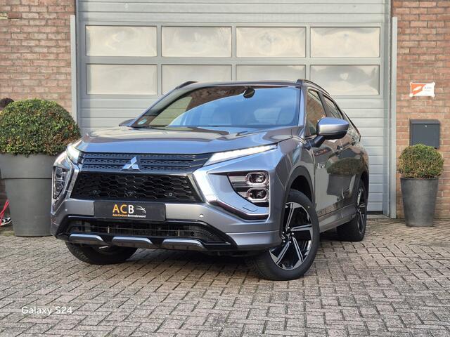 Mitsubishi ECLIPSE Cross 2.4 PHEV Executive In absolute nieuwstaat