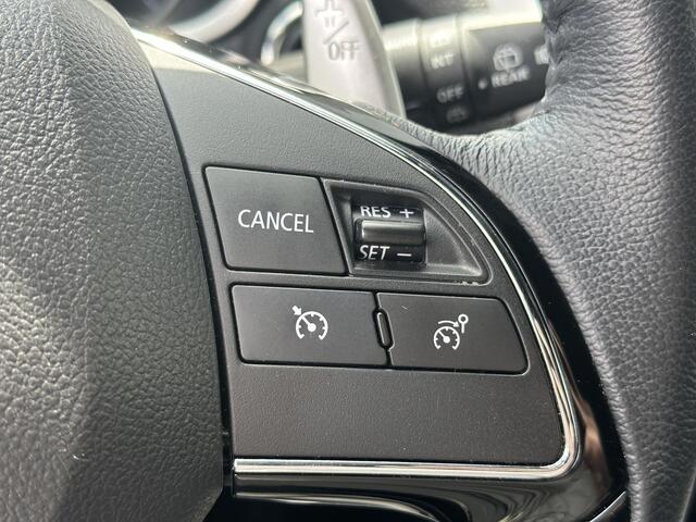 Mitsubishi ECLIPSE Cross 2.4 PHEV Intense+ / Trekhaak 1500KG trekgewicht / Stoelverwarming / Navigatie / Keyless Entry / Fabrieksgarantie tot 12-2026