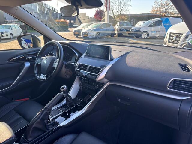 Mitsubishi ECLIPSE Cross 1.5 DI-T Intense S Sport Pack