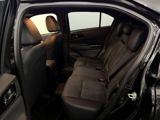 Mitsubishi ECLIPSE Cross 2.4 PHEV Executive 360 Camera, 177 PK, Half leder, Rijstrook correctie, Keyless start, Winterpakket, Cruise control, 5 jaar garantie