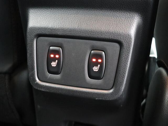 Mitsubishi ECLIPSE Cross 2.4 PHEV Business Executive | Stoelverwarming voor en achter | 360 graden camera | 1500kg geremd |