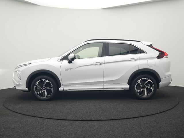 Mitsubishi ECLIPSE Cross 2.4 Intense+ Plug In Hybrid 188pk Dealer O.H. PHEV | Adaptive Cruise | 360 Camera | Stoelen & Stuur Verwarmd | Apple Carplay | Navigatie Via TomTom | Blis | Keyless | DAB |