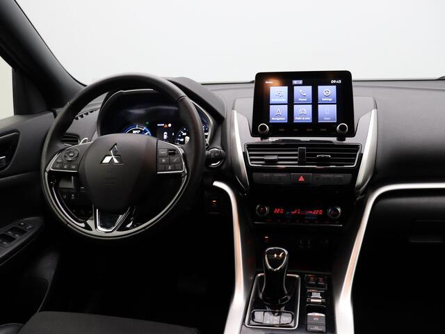 Mitsubishi ECLIPSE Cross 2.4 PHEV Business Executive | Standkachel | Stoel en stuurwielverwarming | Clima | Keyless | 360 camera.