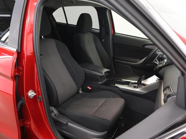 Mitsubishi ECLIPSE Cross 2.4 PHEV Intense | Trekhaak | Parkeercamera | Climate Control | Stoelverwarming | Navigatie via Carplay |