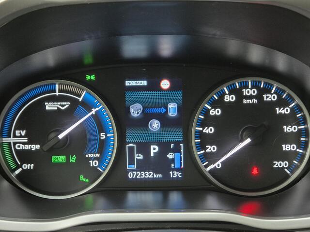 Mitsubishi ECLIPSE Cross 2.4 PHEV Business Intense+