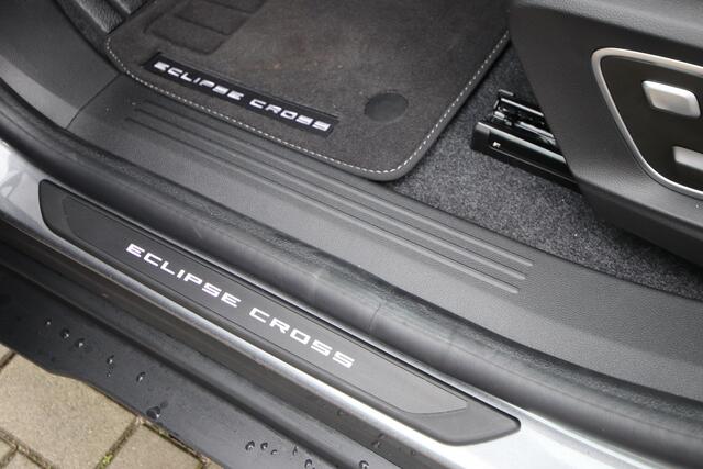 Mitsubishi ECLIPSE Cross Instyle 87 kWh Zwart dak. Long range, Harman Kardon, 22kW AC Charger