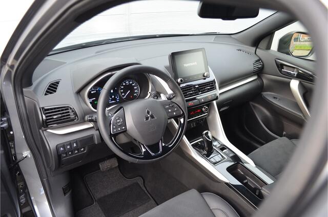 Mitsubishi ECLIPSE Cross PHEV 2.4 EXECUTIVE 4WD | PLUG IN HYBRID | ADAPTIEF CRUISE | ALL SEASON BANDEN | FABRIEKSGARANTIE TOT 11-02-2033* | ALL IN RIJKLAARPRIJS