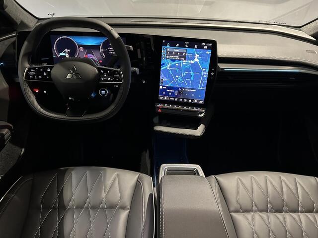 Mitsubishi ECLIPSE Cross Instyle 87 kWh | Demo 04-25 Leverbaar | Warmtepomp | Harman / Kardon | Panoramadak | Cruise control adaptief | Stoel + stuurverwarming |