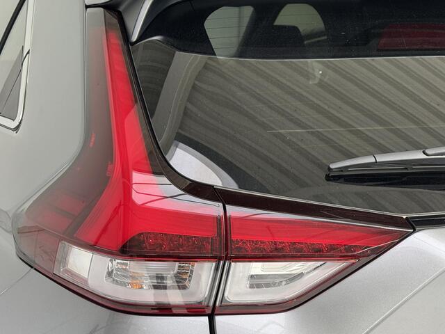 Mitsubishi ECLIPSE Cross 2.4 PHEV Instyle | Schuifdak | Head-up Display | Trekhaak | Leder | Stoelverwarming |