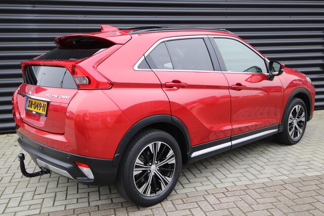 Mitsubishi ECLIPSE Cross 1.5 DI-T Instyle Pano, Leder, Trekhaak,Dealer O.H. NL-Auto & 1.600 kg trekgewicht!