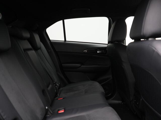 Mitsubishi ECLIPSE Cross 2.4 Black Edition Plug In Hybrid 188pk Dealer O.H. PHEV | 360 Camera | Adaptive Cruise | Alcantara Sportstoelen & Stuur Verwarmd | Blis | Keyless | Navigatie | DAB |