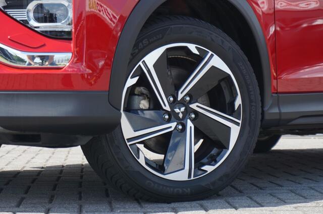 Mitsubishi ECLIPSE PHEV Intense+ AUTOMAAT CARPLAY | CAMERA | HAAK | STOELVERW.