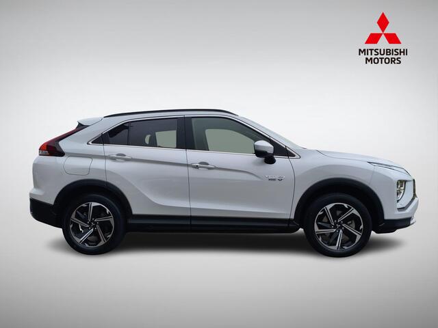 Mitsubishi ECLIPSE Cross 2.4 PHEV Intense+ | Navigatie | Camera | Stoelverwarming | Apple Carplay/Android Auto | Keyless Entry | LED Koplampen | Rijklaarprijs!