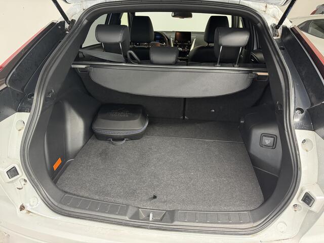 Mitsubishi ECLIPSE Cross 2.4 PHEV Business Executive | Navigatie | 360 Camera | Cruise control adaptief | Elektrische stoel | Stoel + stuurverwarming |