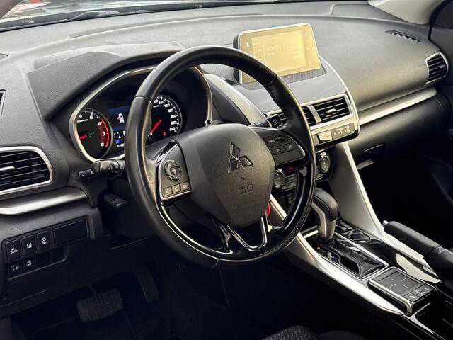 Mitsubishi ECLIPSE Cross 1.5 DI-T Intense / 1e Eigenaar / Apple CarPlay/Android Auto / All Season banden / Trekhaak 1600KG trekgewicht / Achteruitrijcamera / Climate Control / Stoelverwarming /