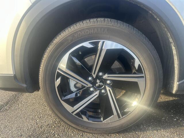 Mitsubishi ECLIPSE Cross 2.4 PHEV Intense+