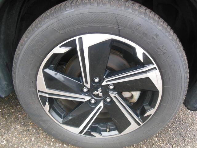 Mitsubishi ECLIPSE Cross 2.4 PHEV Business Intense+ Staat in Hardenberg