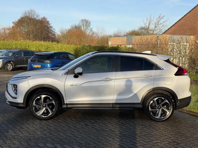 Mitsubishi ECLIPSE Cross 2.4 PHEV First Edition HUD | 360 Camera | ACC