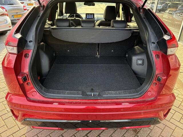 Mitsubishi ECLIPSE Cross 2.4 PHEV Prestige | Leder | Panoramadak | FABRIEKSGARANTIE t/m 03-2030 |