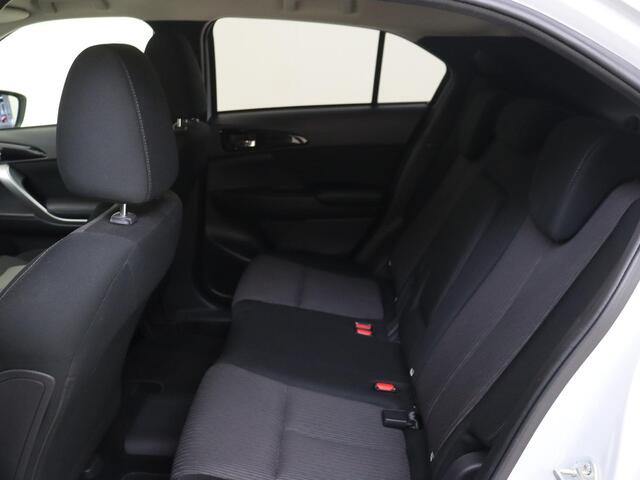 Mitsubishi ECLIPSE Cross 2.4 PHEV Intense 188PK | Automaat | Navigatie | Parkeersensoren Achter | Achteruitrijcamera